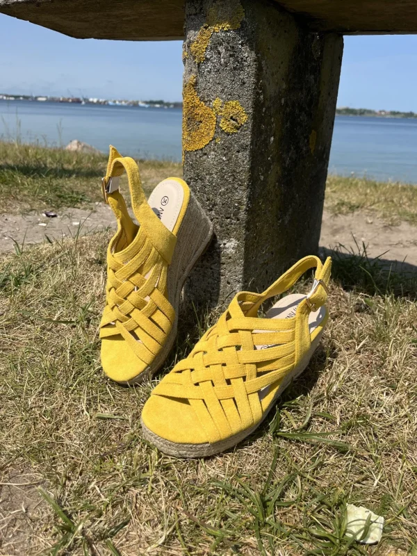 Andres machado - Gul sandal