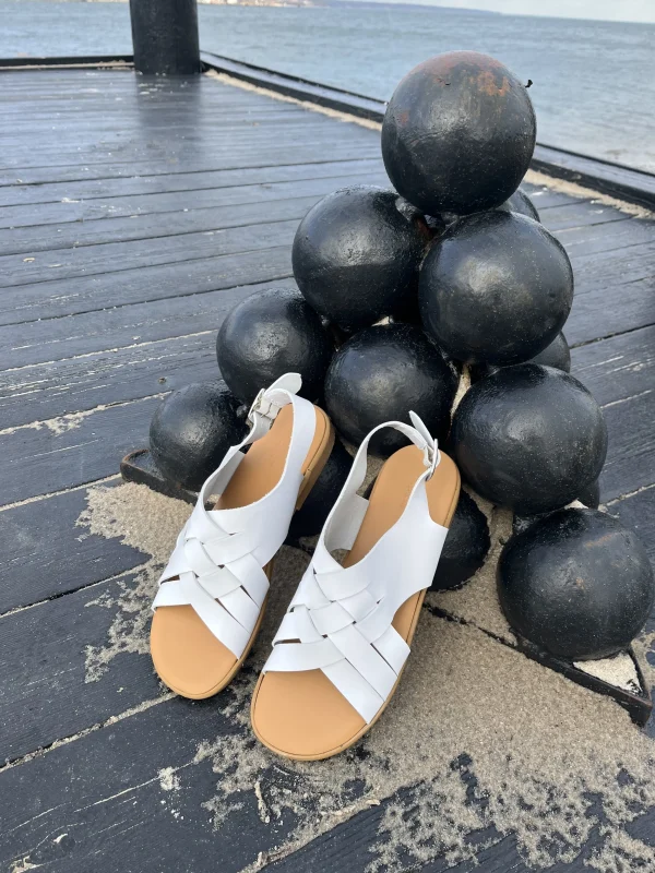 Angulus - Hvid sandal