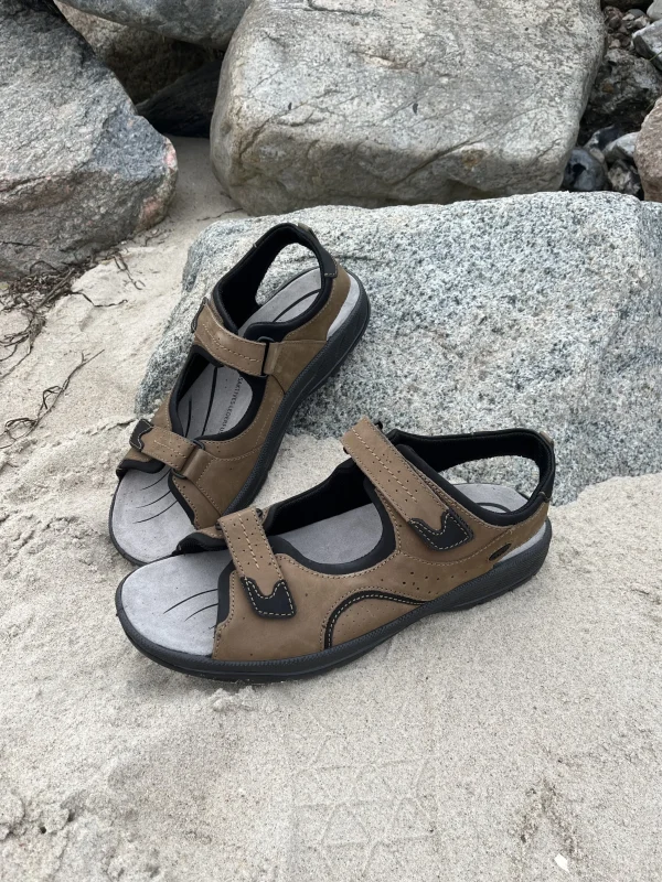 Jomos - Herresandal