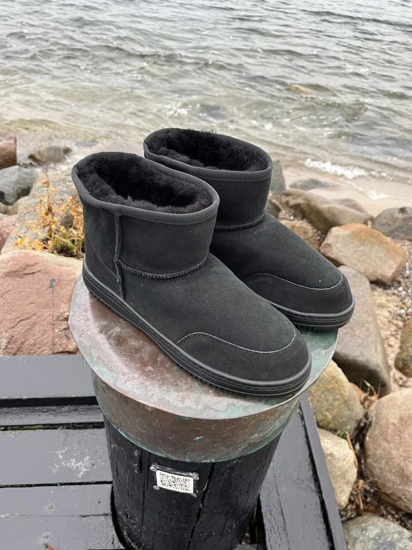 New Zealand Boots - Black