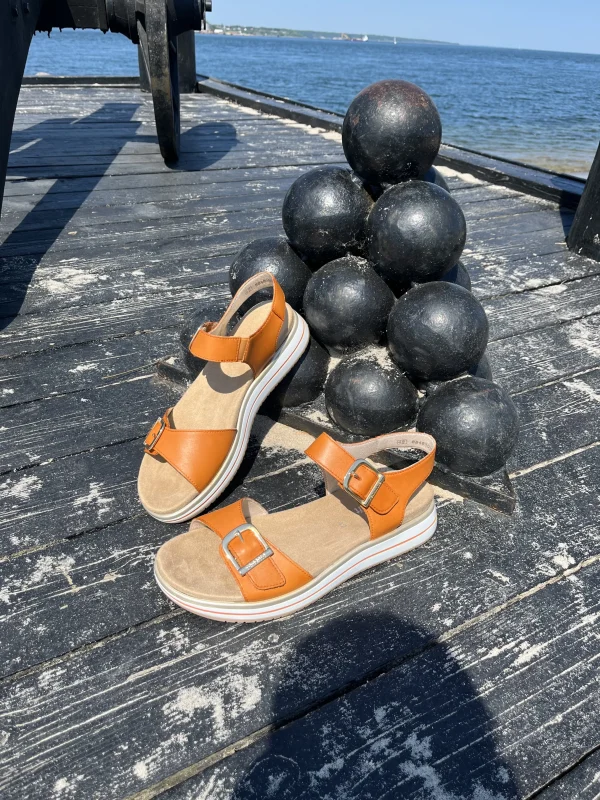 Remonte - Orange Sandal